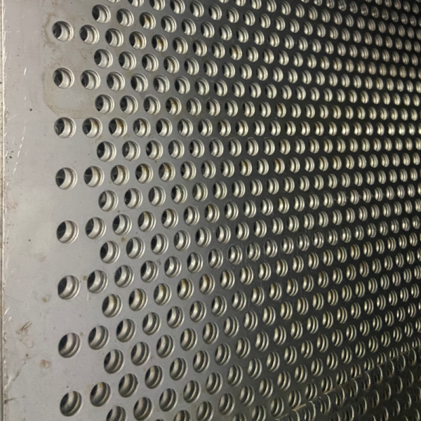 Chapa de aluminio con perf. redonda - hoja 1x2mts espesor 1.2mm